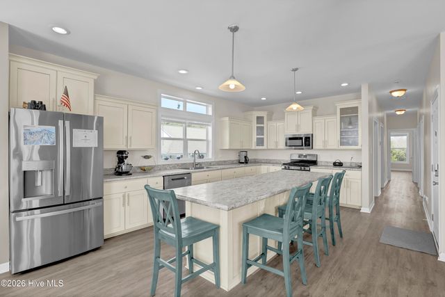 200 Waterway Drive, Sneads Ferry, NC 28460