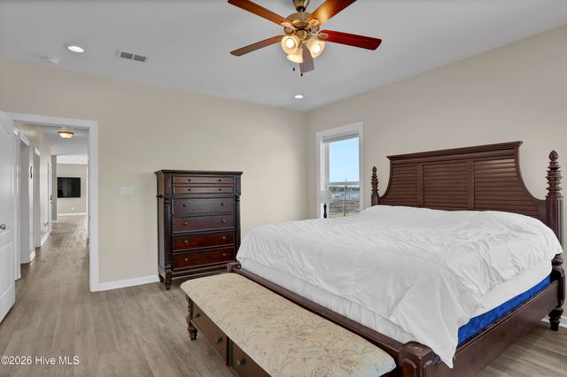 200 Waterway Drive, Sneads Ferry, NC 28460