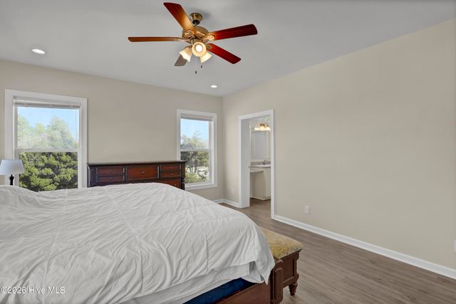 200 Waterway Drive, Sneads Ferry, NC 28460