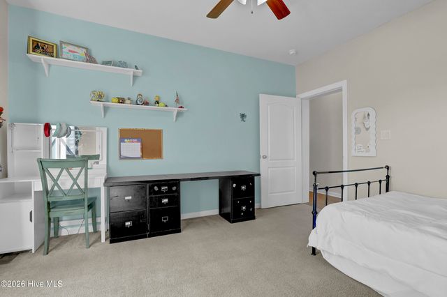 200 Waterway Drive, Sneads Ferry, NC 28460
