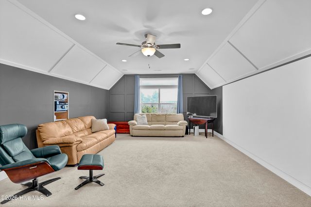 200 Waterway Drive, Sneads Ferry, NC 28460