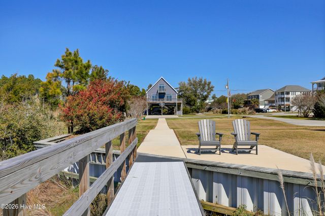 200 Waterway Drive, Sneads Ferry, NC 28460
