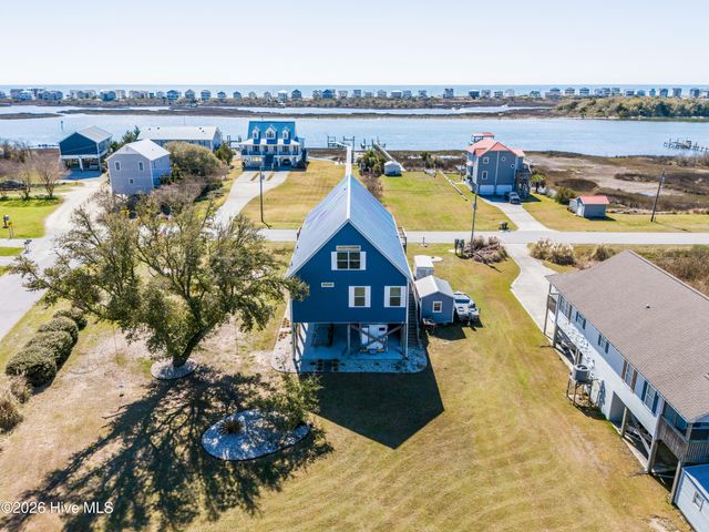 200 Waterway Drive, Sneads Ferry, NC 28460