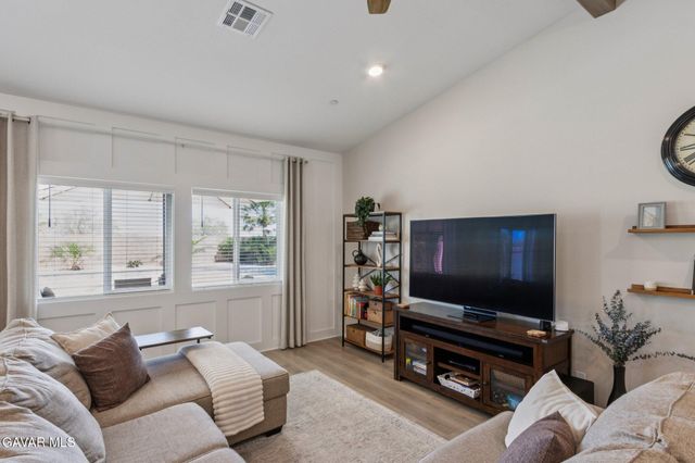 4401 Jade Court, Quartz Hill, CA 93536