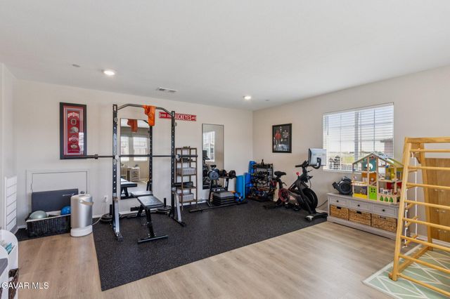 4401 Jade Court, Quartz Hill, CA 93536