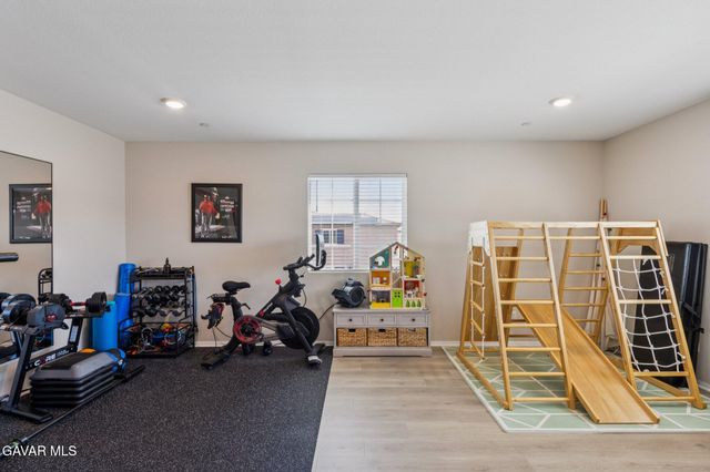 4401 Jade Court, Quartz Hill, CA 93536