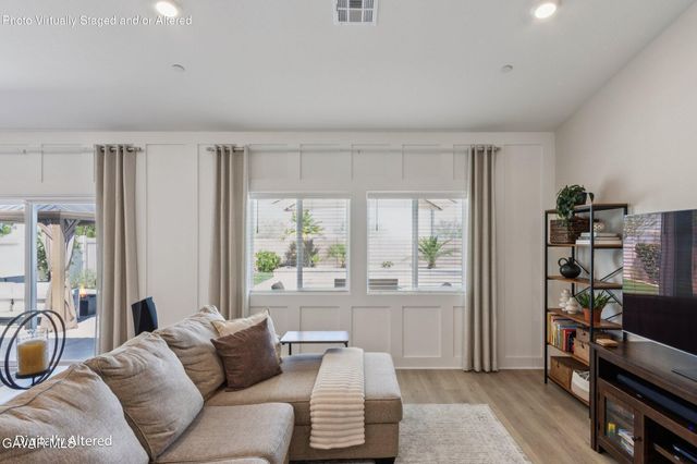 4401 Jade Court, Quartz Hill, CA 93536