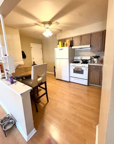 4337 Prescott Avenue 2C, Lyons, IL 60534