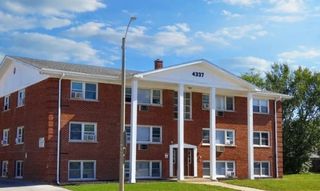 4337 Prescott Avenue 2C, Lyons, IL 60534