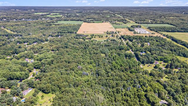 19687 East Avenue, Battle Creek, MI 49017