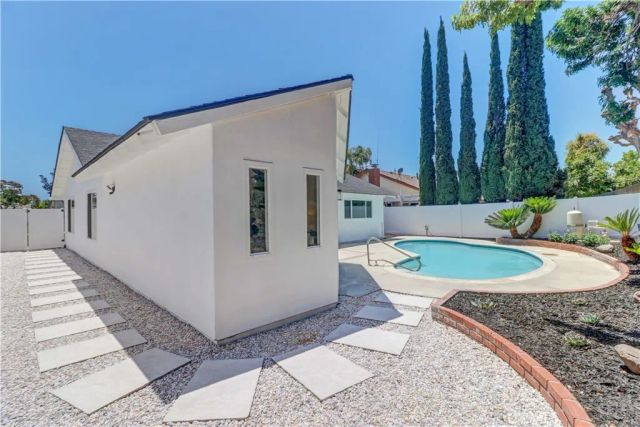 19701 Dunsmuir, Yorba Linda, CA 92886