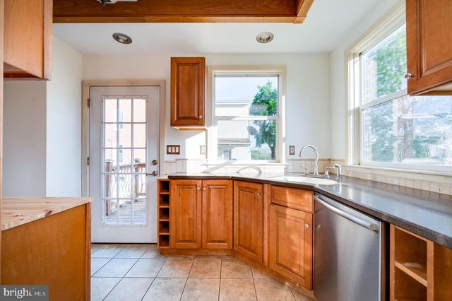591 DOTTS ST, Pennsburg, PA 18073