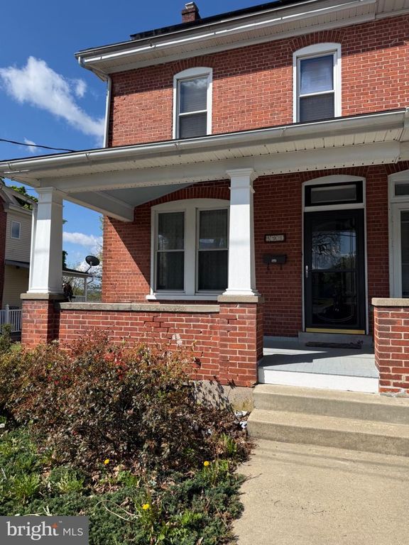 591 DOTTS ST, Pennsburg, PA 18073