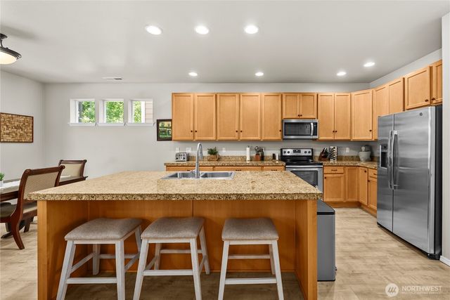 11264 Borgen Loop, Gig Harbor, WA 98332