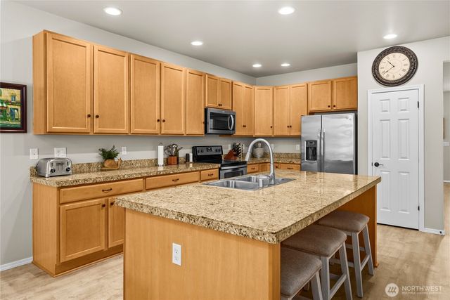 11264 Borgen Loop, Gig Harbor, WA 98332