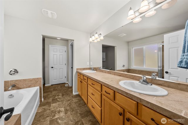 11264 Borgen Loop, Gig Harbor, WA 98332