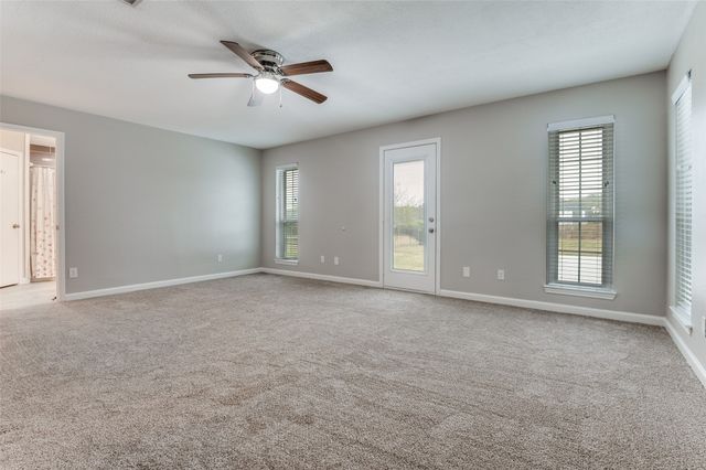 155 Smith Lane, Combine, TX 75159