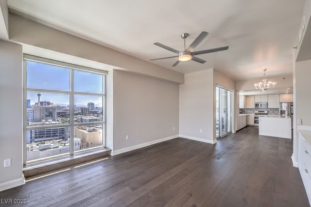 150 Las Vegas Boulevard 1912, Las Vegas, NV 89101