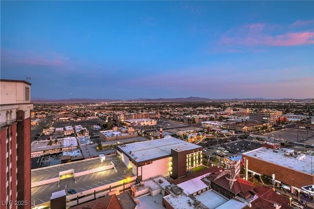 150 Las Vegas Boulevard 1912, Las Vegas, NV 89101