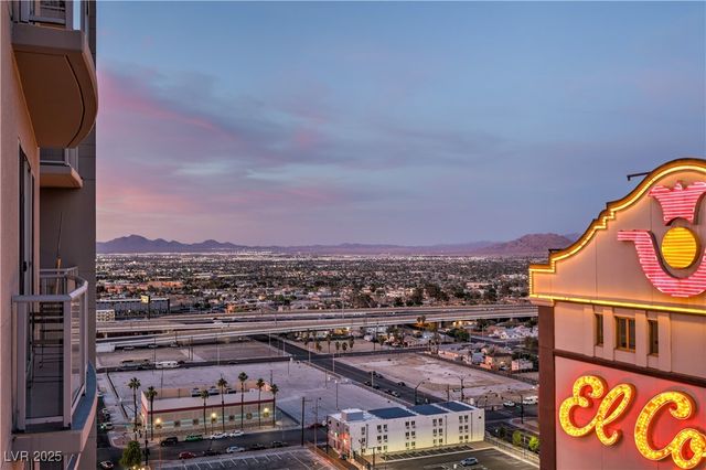 150 Las Vegas Boulevard 1912, Las Vegas, NV 89101