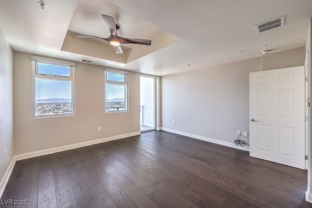 150 Las Vegas Boulevard 1912, Las Vegas, NV 89101