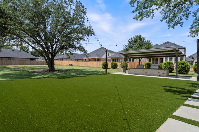 18234 Sonresa Way, Tomball, TX 77377