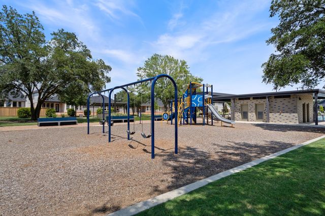 18234 Sonresa Way, Tomball, TX 77377