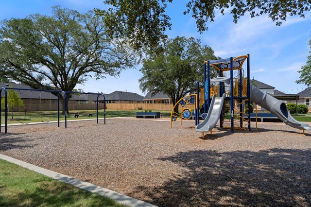 18234 Sonresa Way, Tomball, TX 77377