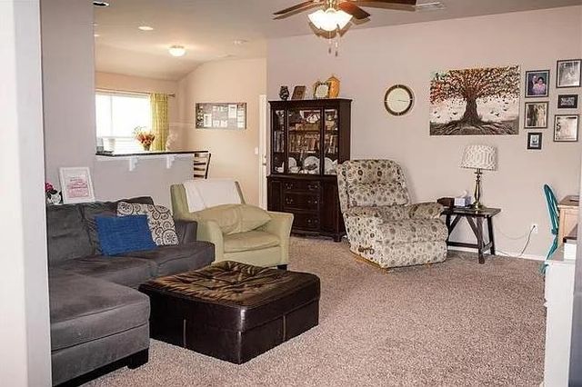 2921 Thompson Farm Lane, Yukon, OK 73099