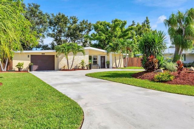 636 CADIZ ROAD, Venice, FL 34285