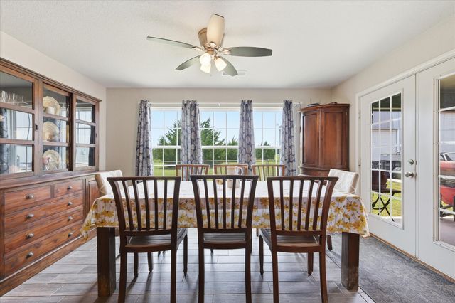 110 Highview Road, Ennis, TX 75119