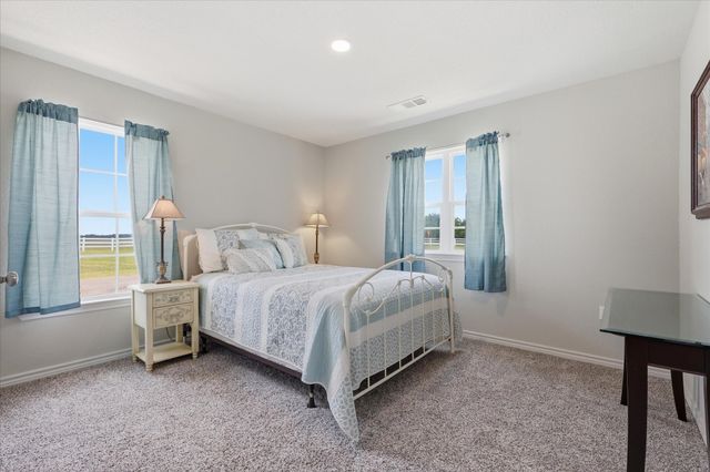 110 Highview Road, Ennis, TX 75119