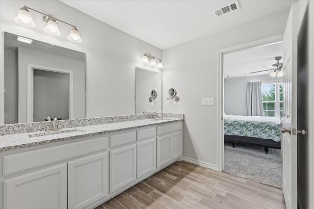 110 Highview Road, Ennis, TX 75119