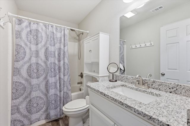 110 Highview Road, Ennis, TX 75119