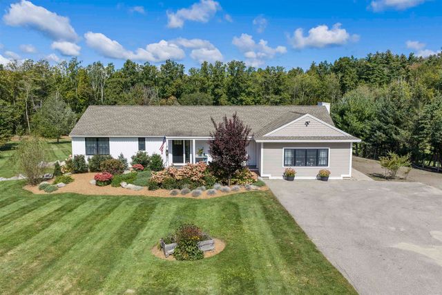 59 Stumpfield Road, Kensington, NH 03833