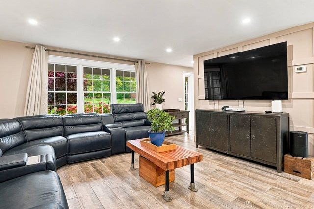 59 Stumpfield Road, Kensington, NH 03833