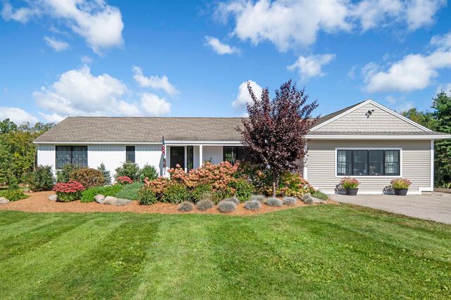 59 Stumpfield Road, Kensington, NH 03833