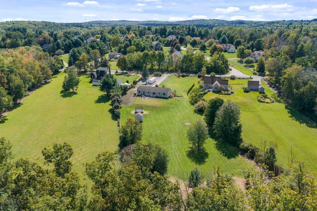 59 Stumpfield Road, Kensington, NH 03833