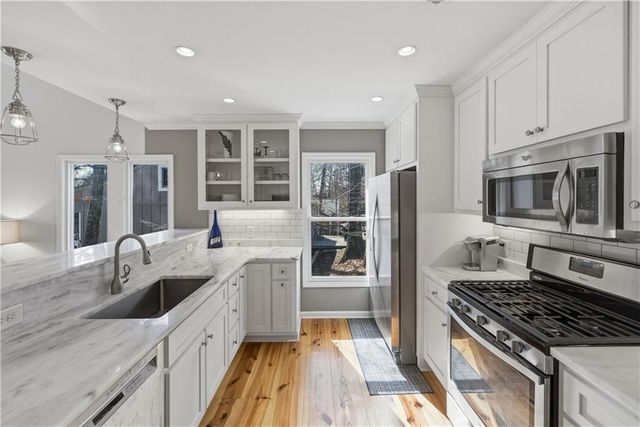 109 Narrows Drive, Waleska, GA 30183