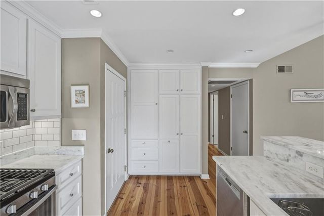 109 Narrows Drive, Waleska, GA 30183