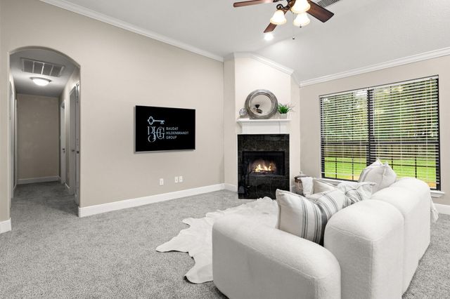10668 Royal Magnolia Drive, Conroe, TX 77303