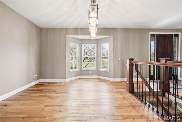 1326 Top Of The Hill Road, Chesterfield, MO 63005