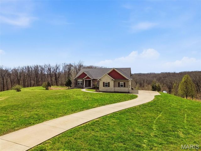 1326 Top Of The Hill Road, Chesterfield, MO 63005