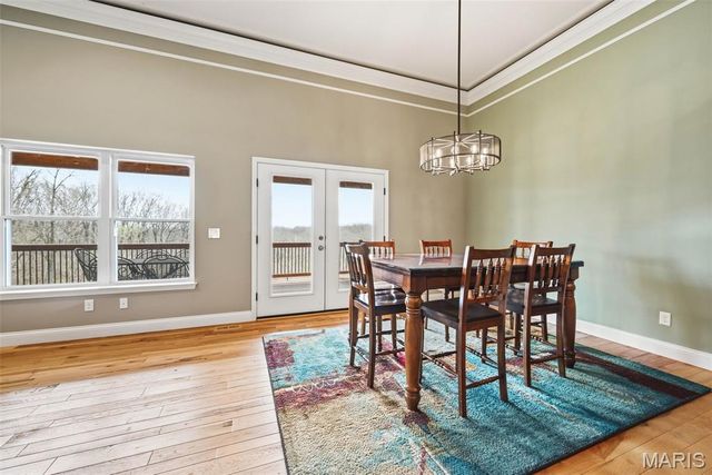 1326 Top Of The Hill Road, Chesterfield, MO 63005