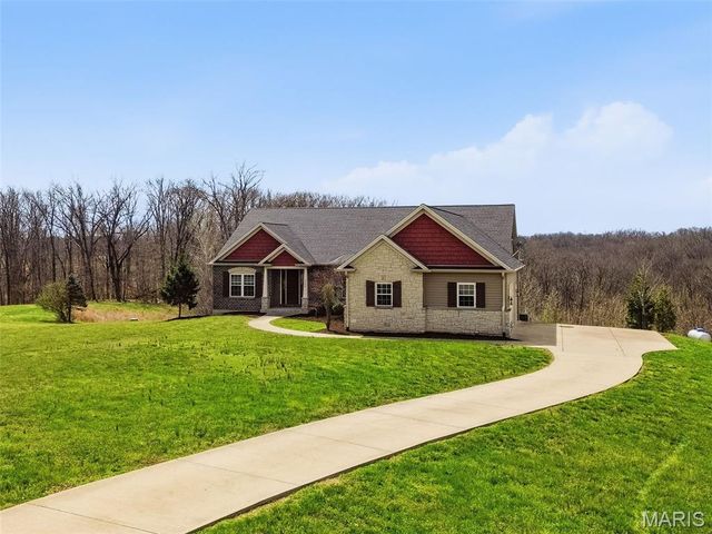 1326 Top Of The Hill Road, Chesterfield, MO 63005