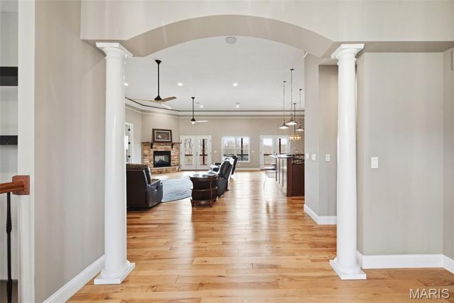 1326 Top Of The Hill Road, Chesterfield, MO 63005