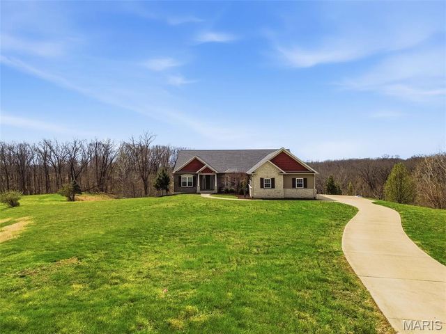 1326 Top Of The Hill Road, Chesterfield, MO 63005