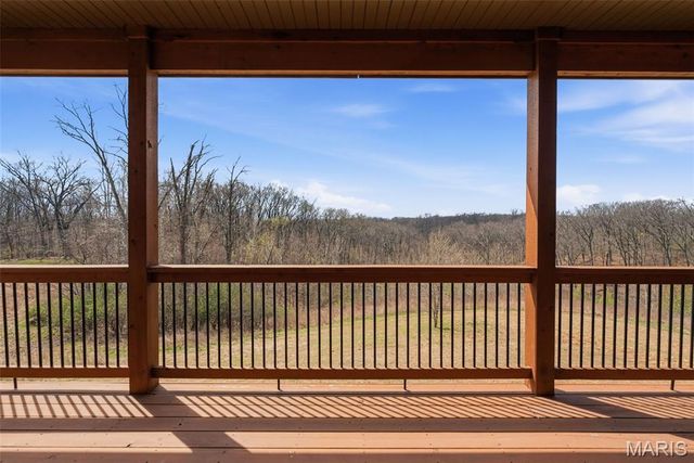 1326 Top Of The Hill Road, Chesterfield, MO 63005