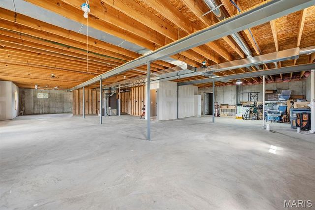 1326 Top Of The Hill Road, Chesterfield, MO 63005