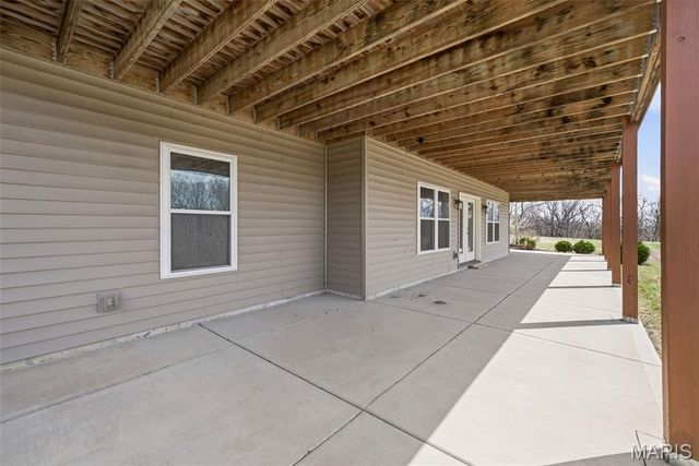 1326 Top Of The Hill Road, Chesterfield, MO 63005